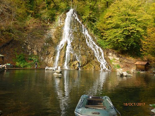 Gabala, Seven Beauties Waterfall